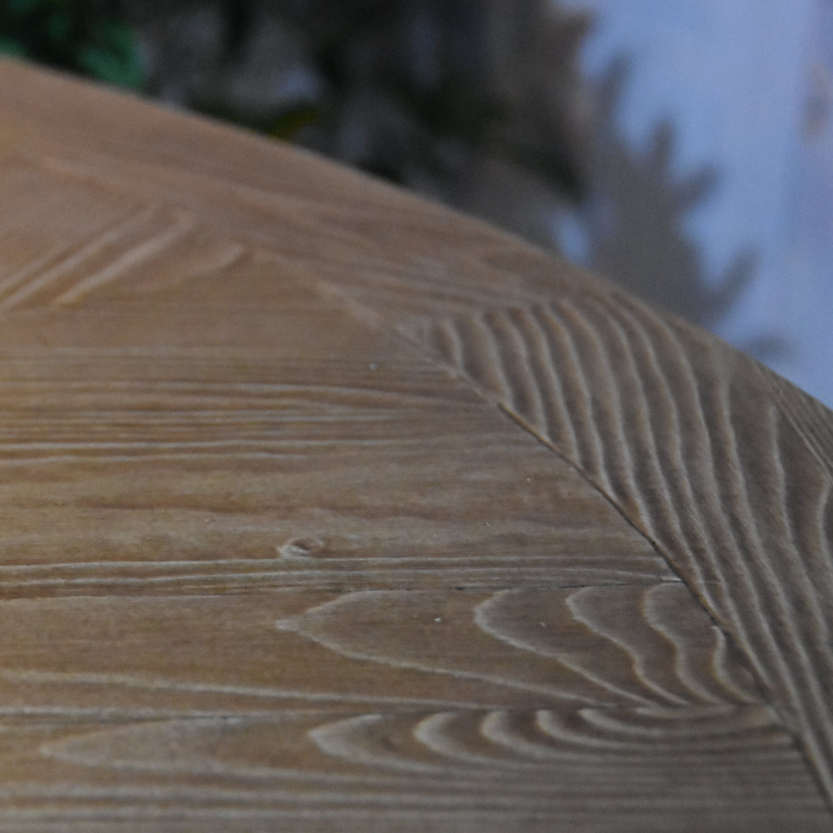 Elementi Lafite Barrel Fire Table in Redwood showing wood grain texture