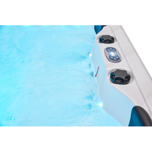Luxury Spas Social 5-Person Hot Tub-Luxury Spas-Outdoor Direct